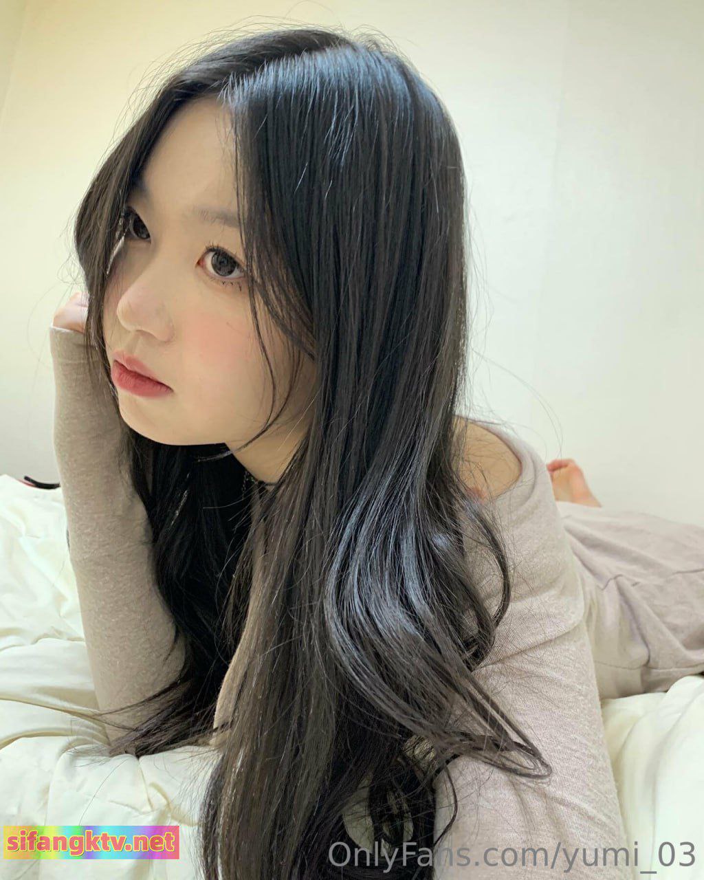 涂了春药的奶头被众人抡H男男でジューシーなナースをオンラインでご覧ください高清在线观看